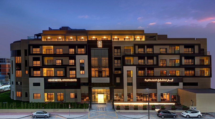 Luxury Hotel Apartment with Modern Amenities in the Heart of the City